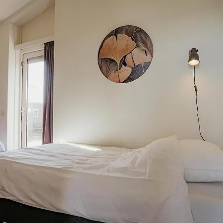 House By Uitgeestermeer With Garden Vakantiehuis